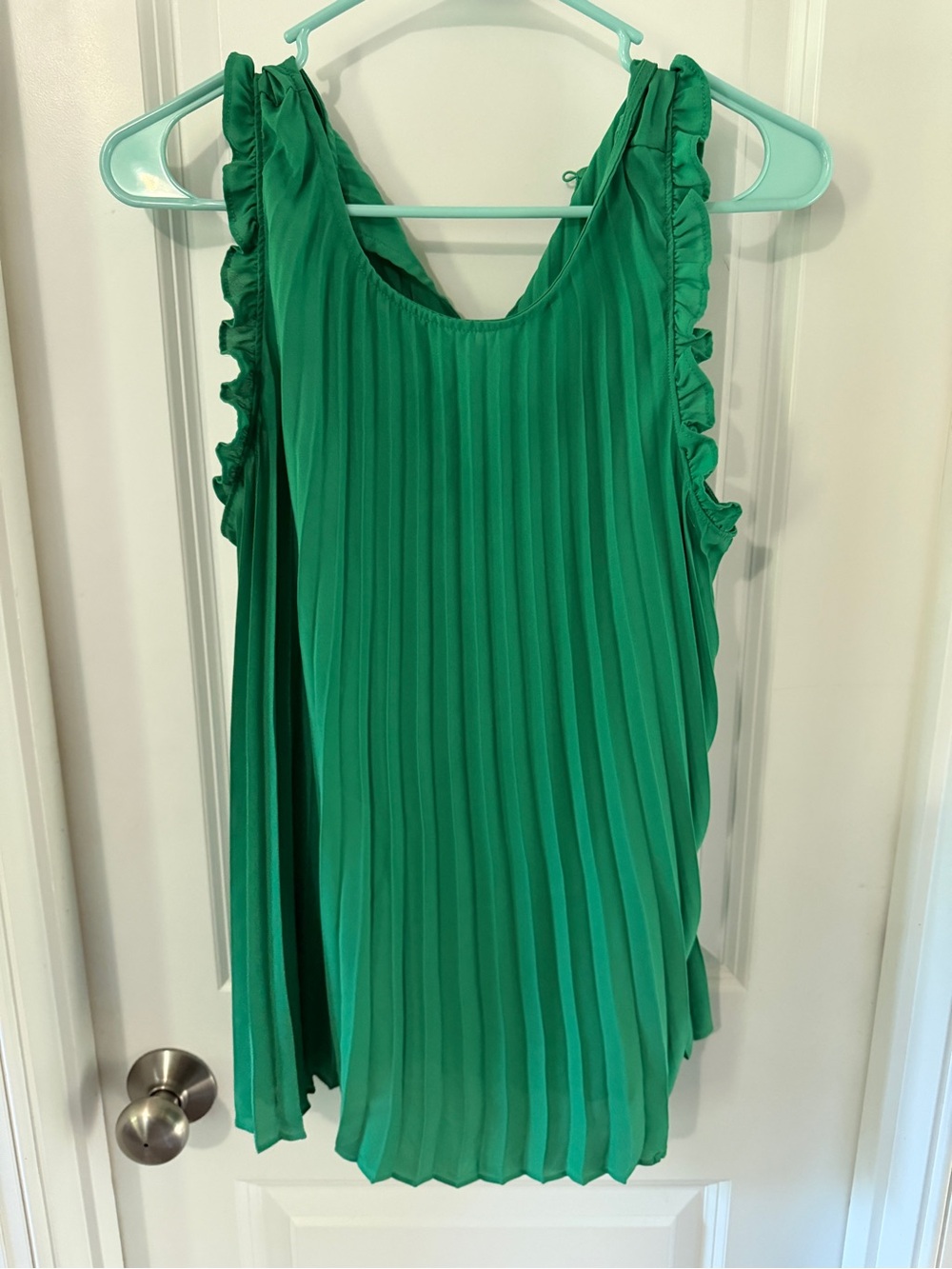 Maurices Emerald Green Pleated Ruffle Tank
